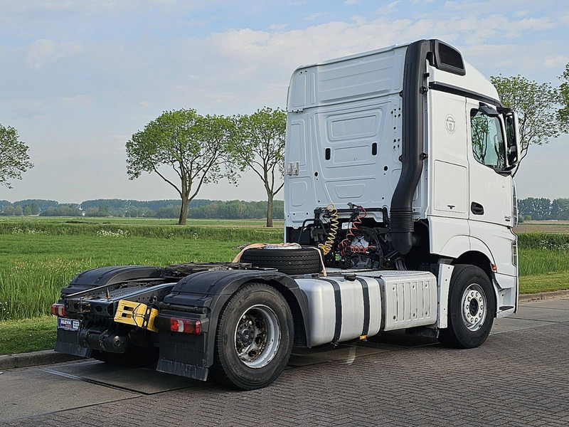 Mercedes-Benz ACTROS 1842 LS STEAMSPACE 2X TANK - Sattelzugmaschine: das Bild 3 Mercedes-Benz ACTROS 1842 LS STEAMSPACE 2X TANK - Sattelzugmaschine: das Bild 3