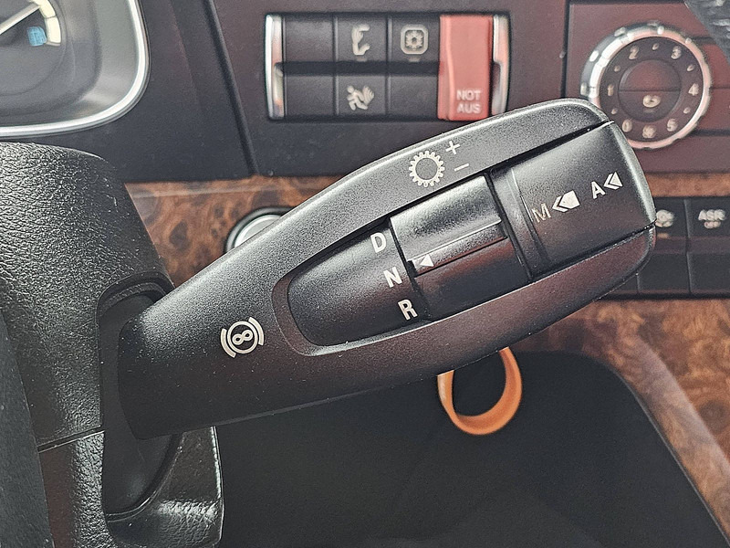 Sattelzugmaschine Mercedes-Benz ACTROS 1845 LS: das Bild 14