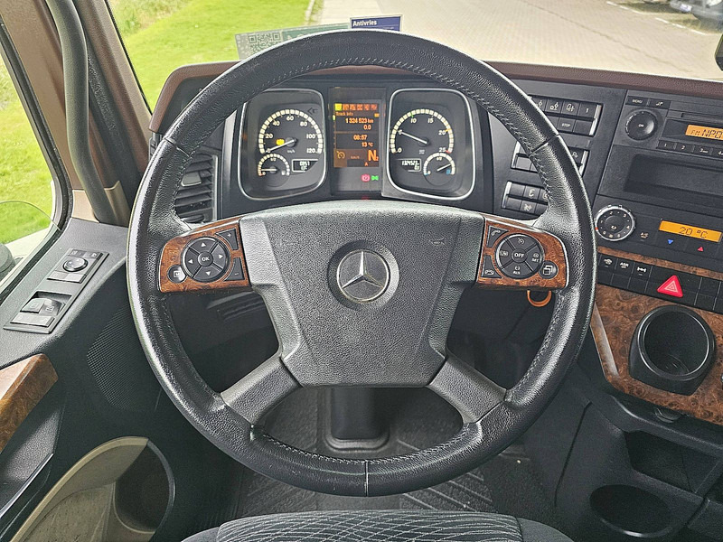 Sattelzugmaschine Mercedes-Benz ACTROS 1845 LS: das Bild 13