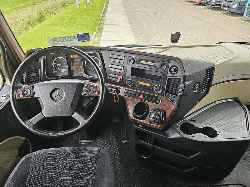 Sattelzugmaschine Mercedes-Benz ACTROS 1845 LS: das Bild 8