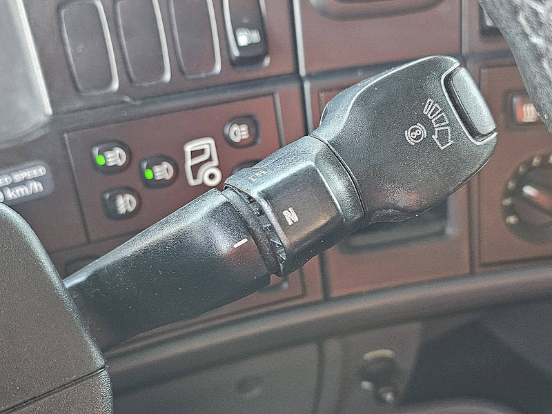 Sattelzugmaschine Scania R440: das Bild 12 Sattelzugmaschine Scania R440: das Bild 12