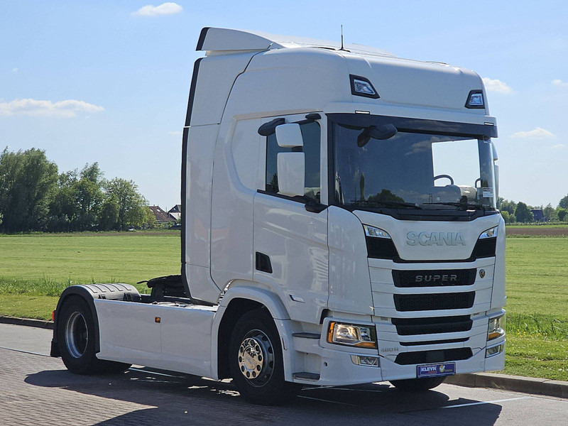 Scania R460 SUPER 2X TANK RETAR. - Sattelzugmaschine: das Bild 5 Scania R460 SUPER 2X TANK RETAR. - Sattelzugmaschine: das Bild 5