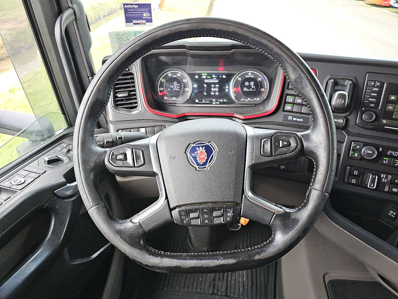 Sattelzugmaschine Scania R650 6X4 RETARDER LED: das Bild 13