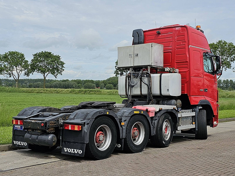 Volvo FH 16.600 8X4 145T GVW MANUAL - Sattelzugmaschine: das Bild 3 Volvo FH 16.600 8X4 145T GVW MANUAL - Sattelzugmaschine: das Bild 3