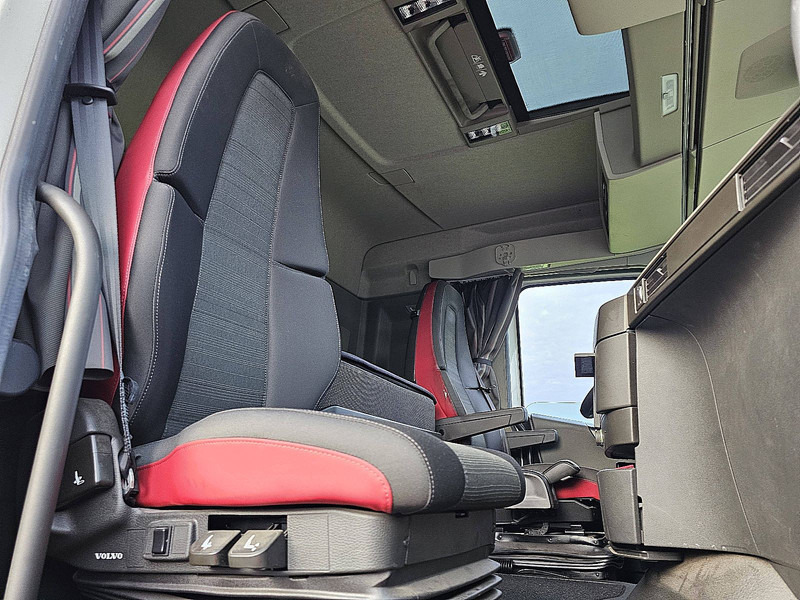 Sattelzugmaschine Volvo FH 500 6X2 STEERED PTO+HYDR: das Bild 7 Sattelzugmaschine Volvo FH 500 6X2 STEERED PTO+HYDR: das Bild 7