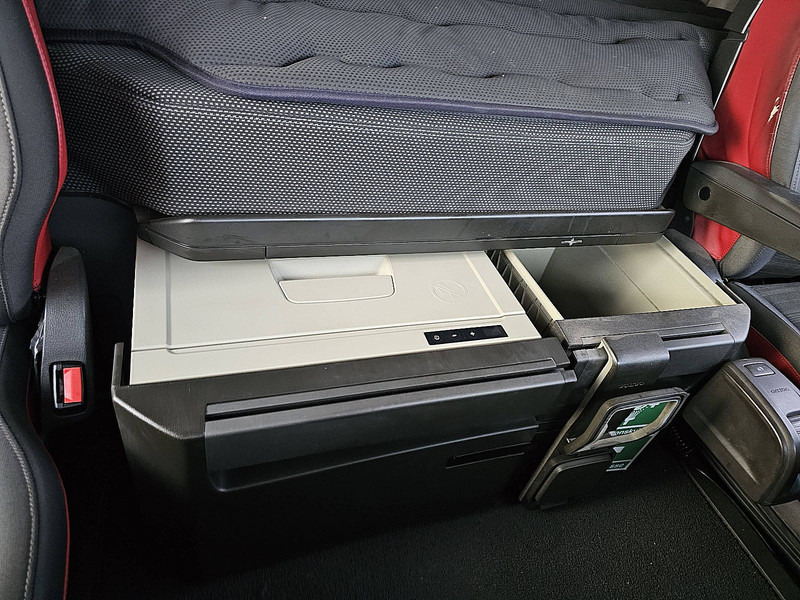 Sattelzugmaschine Volvo FH 500 6X2 STEERED PTO+HYDR: das Bild 10 Sattelzugmaschine Volvo FH 500 6X2 STEERED PTO+HYDR: das Bild 10