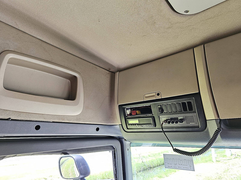 Pritsche LKW, Autokran Scania R490 HMF 6020: das Bild 14
