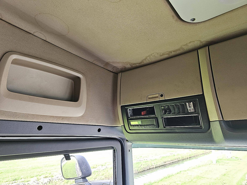 Pritsche LKW, Autokran Scania R490: das Bild 11