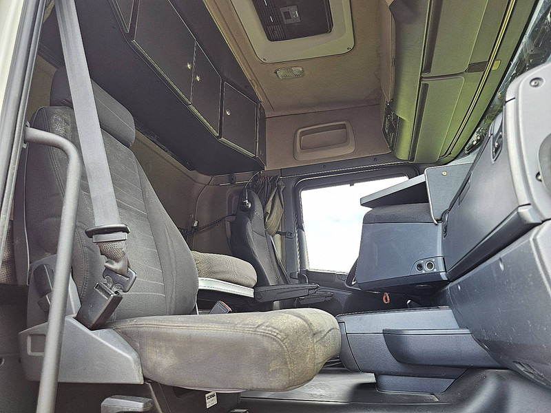 Pritsche LKW, Autokran Scania R490: das Bild 7