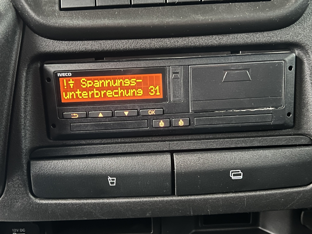 Iveco Daily 35C18 Maxi 3.0 V6 7-Sitzer Klima AHK LED - Pritsche Transporter, Transporter mit Doppelkabine: das Bild 4 Iveco Daily 35C18 Maxi 3.0 V6 7-Sitzer Klima AHK LED - Pritsche Transporter, Transporter mit Doppelkabine: das Bild 4