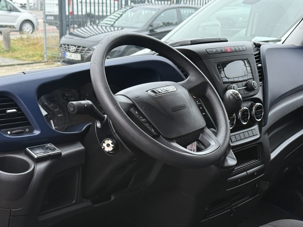 Kastenwagen Iveco Daily 35S14 CNG Erdgas Klimaaut. Sitzheizung: das Bild 12