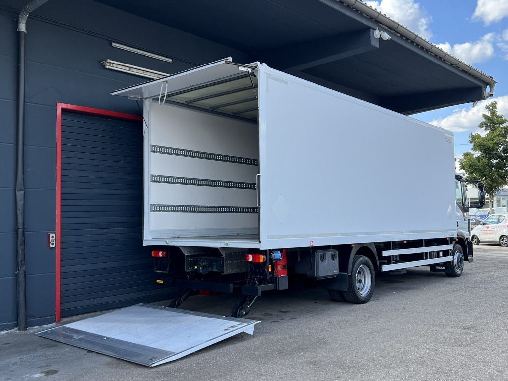 Iveco EuroCargo ML120E25 Klima 7,2m Koff+LBW Orig27tkm - Koffer LKW: das Bild 3 Iveco EuroCargo ML120E25 Klima 7,2m Koff+LBW Orig27tkm - Koffer LKW: das Bild 3