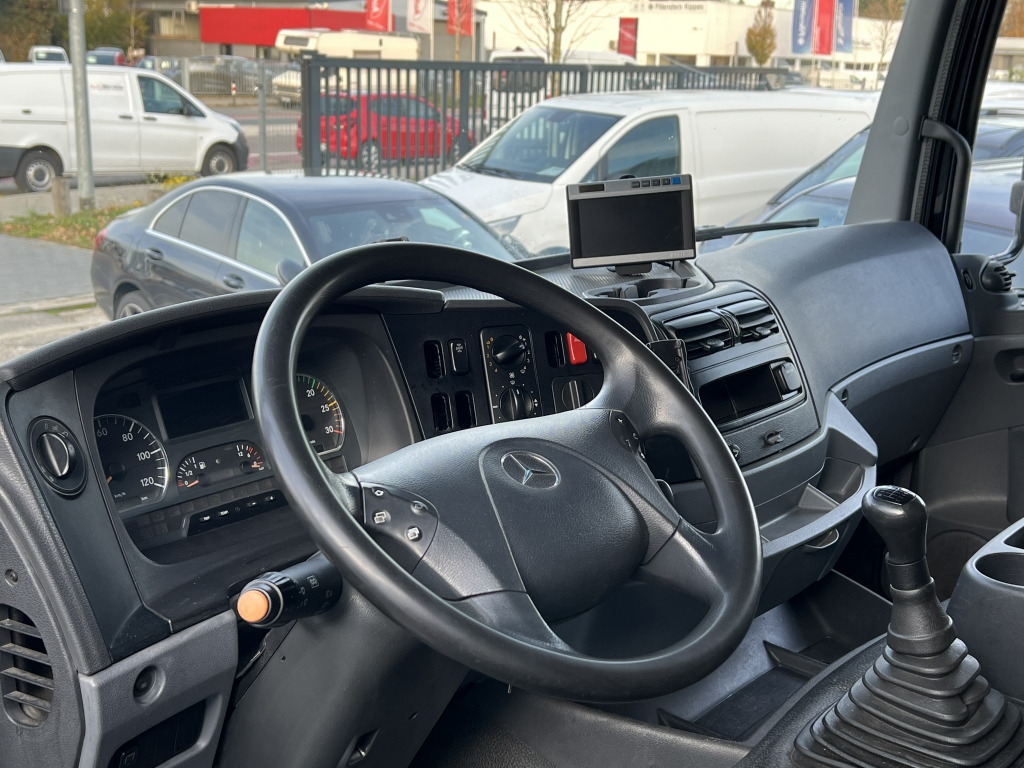 Mercedes-Benz Axor 1833 7m Koffer 2x Schwenkwand LBW Or.382'km - Getränkeaufbau LKW: das Bild 4 Mercedes-Benz Axor 1833 7m Koffer 2x Schwenkwand LBW Or.382'km - Getränkeaufbau LKW: das Bild 4