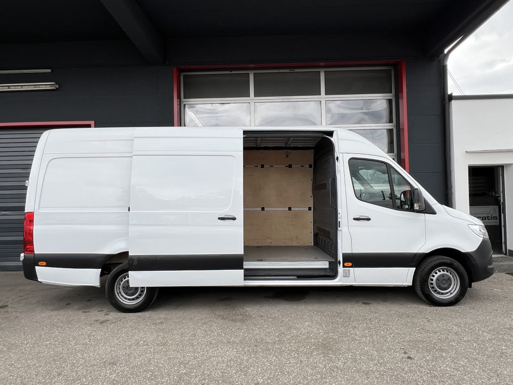 Mercedes-Benz Sprinter 317 CDI Euro6d MAXI Kamera AHK Org84`km - Kastenwagen: das Bild 3 Mercedes-Benz Sprinter 317 CDI Euro6d MAXI Kamera AHK Org84`km - Kastenwagen: das Bild 3