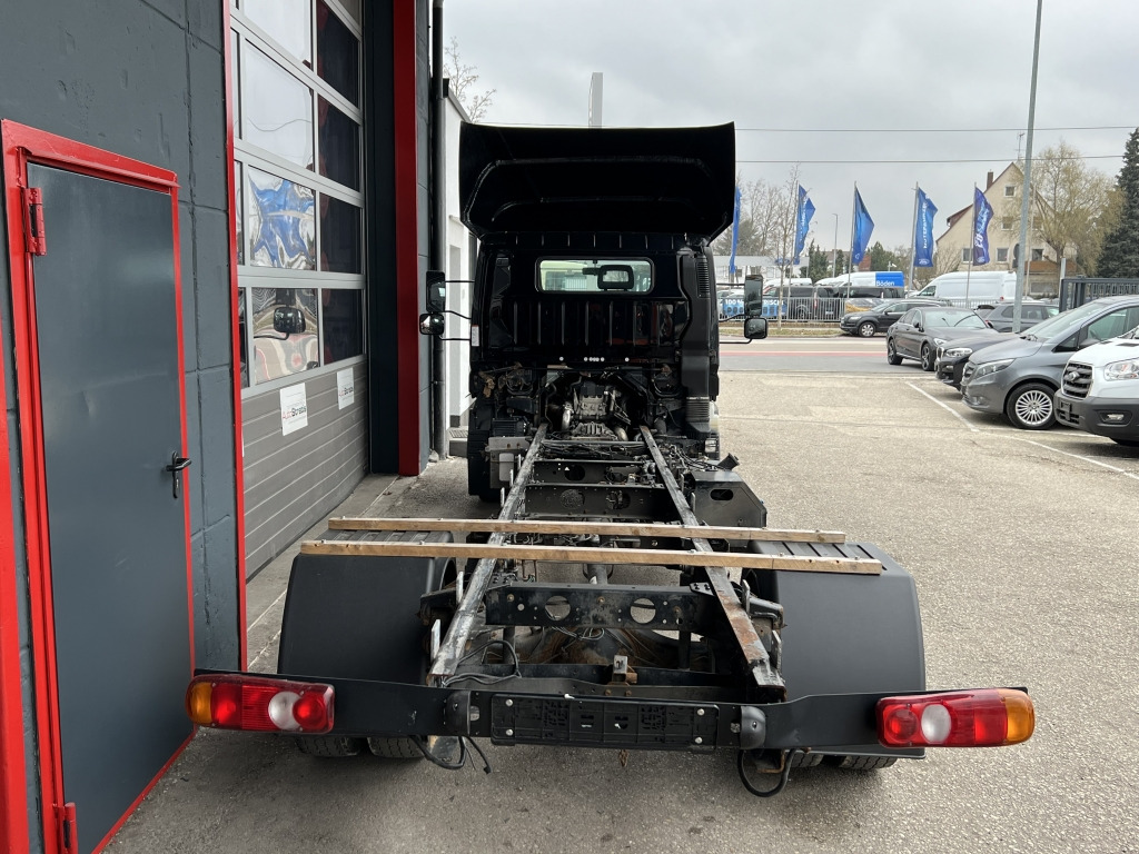 Fahrgestell LKW Mitsubishi Fuso Canter 9C18 5,8m Euro6d Klimaaut. Tempomat: das Bild 13