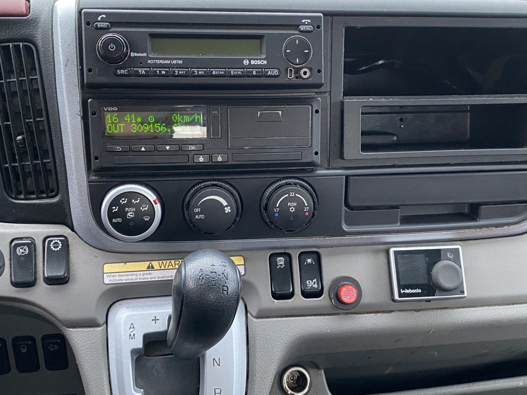 Mitsubishi Fuso Canter 9C18 5,8mEuro6d Klima GetriebeDefekt - Fahrgestell LKW: das Bild 2 Mitsubishi Fuso Canter 9C18 5,8mEuro6d Klima GetriebeDefekt - Fahrgestell LKW: das Bild 2