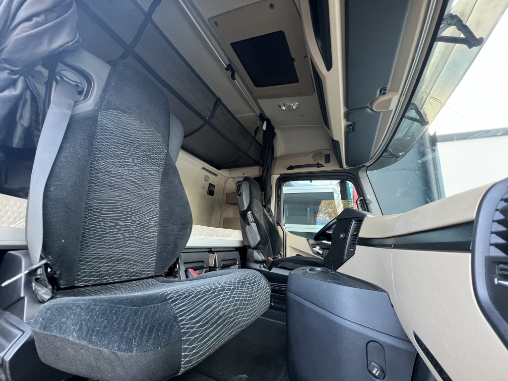 Mercedes-Benz Actros 1845 Klimaautom. Retarder 2x Nebenantrieb - Sattelzugmaschine: das Bild 2 Mercedes-Benz Actros 1845 Klimaautom. Retarder 2x Nebenantrieb - Sattelzugmaschine: das Bild 2