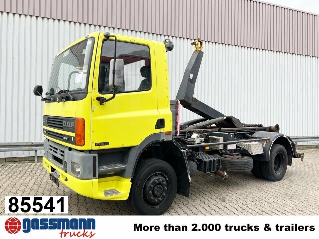 DAF 65.210 4x4 - Abrollkipper: das Bild 1 DAF 65.210 4x4 - Abrollkipper: das Bild 1