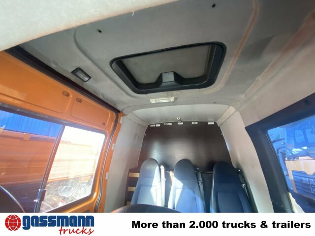 Iveco Daily 35S12 2,3 HPI 4x2, 8 Sitzplätze - Transporter mit Doppelkabine: das Bild 2 Iveco Daily 35S12 2,3 HPI 4x2, 8 Sitzplätze - Transporter mit Doppelkabine: das Bild 2