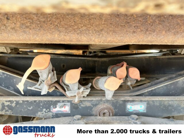 Unimog U84 406 4x4, Kommunalhydraulik, Zapfwelle vorn & - Kommunal-/ Sonderfahrzeug: das Bild 4 Unimog U84 406 4x4, Kommunalhydraulik, Zapfwelle vorn & - Kommunal-/ Sonderfahrzeug: das Bild 4