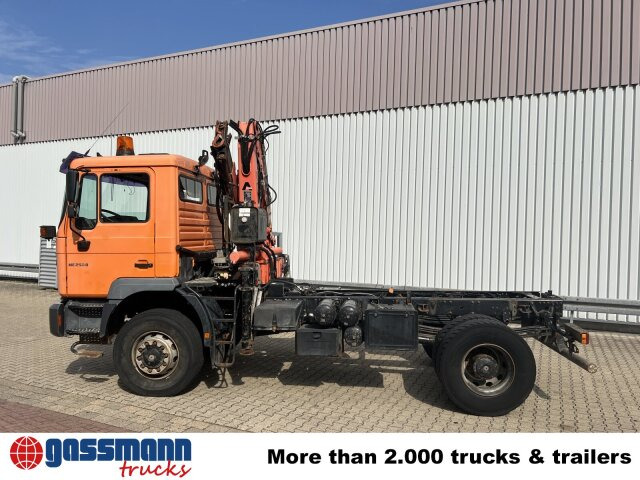 Kipper, Autokran MAN 18.255 MAK 4x4 BB, Kran Atlas AK 85.1 A1: das Bild 13