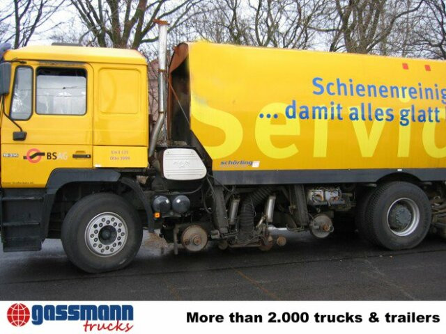 MAN T31 19.314 4x2 - Kehrmaschine: das Bild 2 MAN T31 19.314 4x2 - Kehrmaschine: das Bild 2