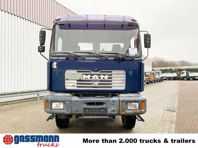 MAN T40 26.364/414 6x4, 6-Zylinder - Fahrgestell LKW: das Bild 4 MAN T40 26.364/414 6x4, 6-Zylinder - Fahrgestell LKW: das Bild 4