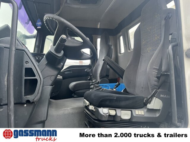 MAN TGA 26.360 6X2/4 BL, Vorlauf Lenk-Liftachse - Absetzkipper: das Bild 2 MAN TGA 26.360 6X2/4 BL, Vorlauf Lenk-Liftachse - Absetzkipper: das Bild 2