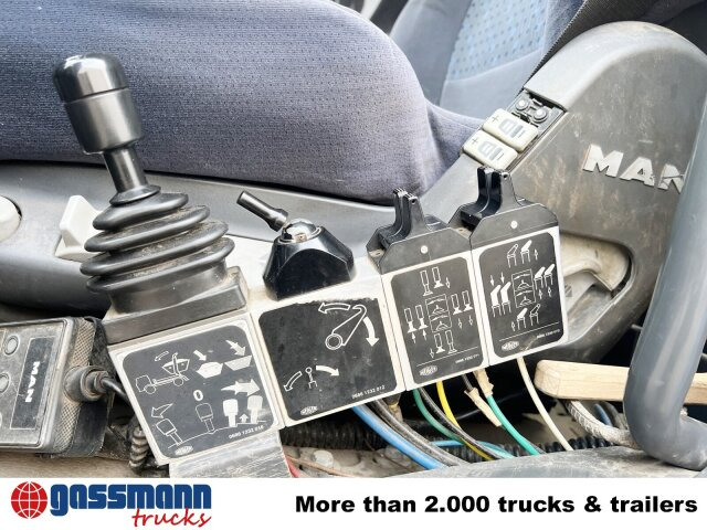 Absetzkipper MAN TGA 26.410 6X2/4 BL, Vorlauf Lenk-Liftachse,: das Bild 14