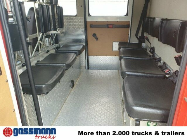 Mercedes-Benz 814 D TLF 8/6 4x2, DOKA, Feuerwehr - Feuerwehrfahrzeug: das Bild 3 Mercedes-Benz 814 D TLF 8/6 4x2, DOKA, Feuerwehr - Feuerwehrfahrzeug: das Bild 3