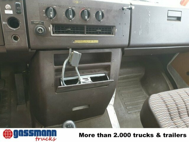 Mercedes-Benz 814 D TLF 8/6 4x2, DOKA, Feuerwehr - Feuerwehrfahrzeug: das Bild 5 Mercedes-Benz 814 D TLF 8/6 4x2, DOKA, Feuerwehr - Feuerwehrfahrzeug: das Bild 5