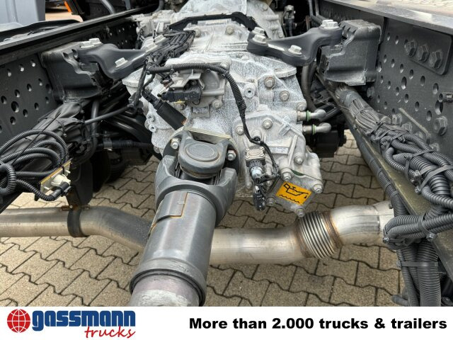 Fahrgestell LKW neu kaufen Mercedes-Benz Arocs 2633 6x4, 2x Nebenantrieb: das Bild 12