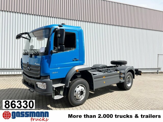 Mercedes-Benz Atego 1324/27 A 4x4, Nebenantrieb - Fahrgestell LKW: das Bild 1 Mercedes-Benz Atego 1324/27 A 4x4, Nebenantrieb - Fahrgestell LKW: das Bild 1