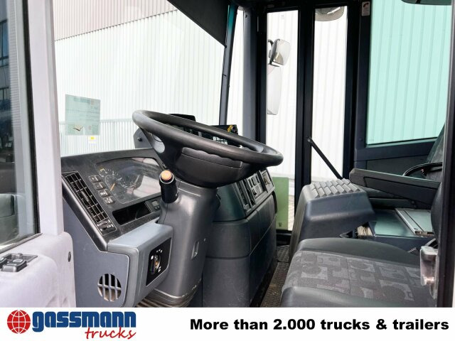 Mercedes-Benz Econic 2633 L/NLA 6x2/4, Lenkachse, - Müllwagen: das Bild 2 Mercedes-Benz Econic 2633 L/NLA 6x2/4, Lenkachse, - Müllwagen: das Bild 2