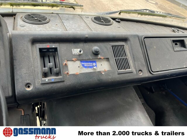 Mercedes-Benz L 407 D 4x2 Doka, Ex-THW - Pritsche LKW: das Bild 2 Mercedes-Benz L 407 D 4x2 Doka, Ex-THW - Pritsche LKW: das Bild 2