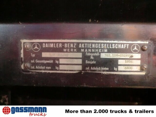 Mercedes-Benz LAF 311 4x4 LF16, Feuerwehr - Feuerwehrfahrzeug: das Bild 3 Mercedes-Benz LAF 311 4x4 LF16, Feuerwehr - Feuerwehrfahrzeug: das Bild 3