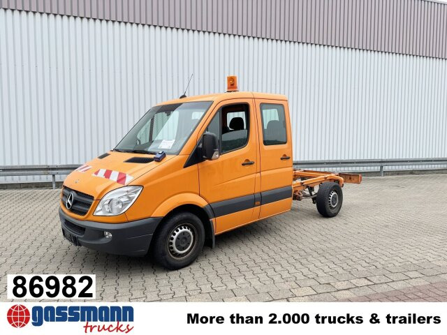Mercedes-Benz Sprinter 313 CDI 4x2 Doka, EEV - Fahrgestell LKW: das Bild 1 Mercedes-Benz Sprinter 313 CDI 4x2 Doka, EEV - Fahrgestell LKW: das Bild 1