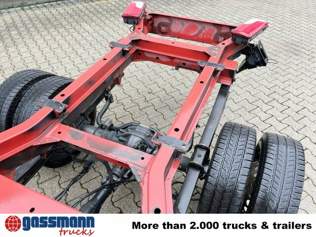 Mercedes-Benz Sprinter 516 CDI 4x2, Bi-Xenon - Fahrgestell LKW, Transporter: das Bild 3 Mercedes-Benz Sprinter 516 CDI 4x2, Bi-Xenon - Fahrgestell LKW, Transporter: das Bild 3