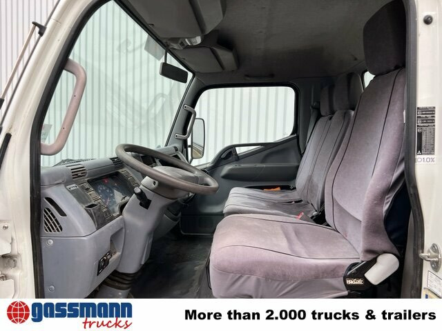 Mitsubishi Canter Fuso 7C15D 4x2 - Kipper: das Bild 2 Mitsubishi Canter Fuso 7C15D 4x2 - Kipper: das Bild 2
