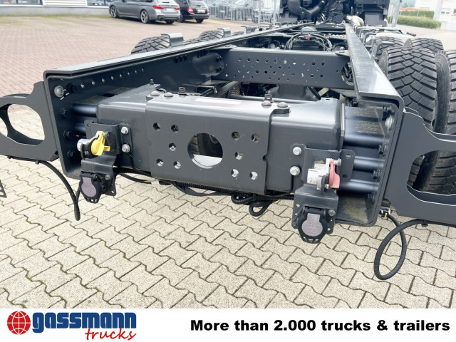 Renault C 480 8x4, Kran 15-35m/t - Abrollkipper, Autokran: das Bild 3 Renault C 480 8x4, Kran 15-35m/t - Abrollkipper, Autokran: das Bild 3