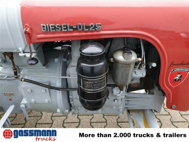 Traktor DL25 - Traktor: das Bild 5 Traktor DL25 - Traktor: das Bild 5