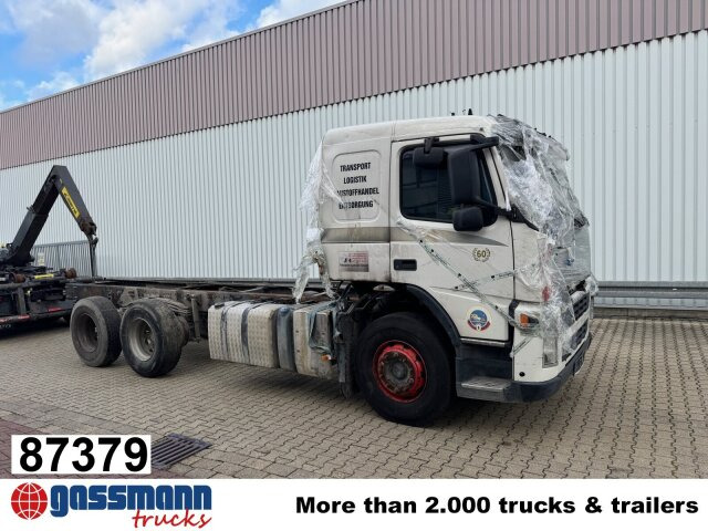 Volvo FM 380 6x4 R mit Brandschaden - Kipper: das Bild 1 Volvo FM 380 6x4 R mit Brandschaden - Kipper: das Bild 1