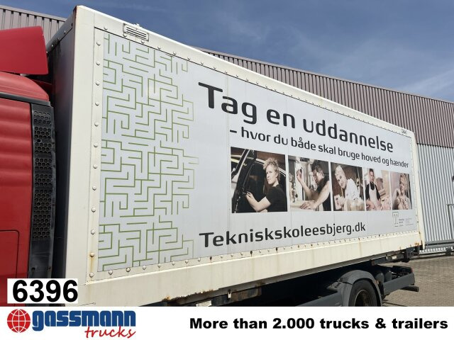 WKO 7.45 Wechselbrücke, Rolltor, Ex-Fahrschule, - Kofferaufbau: das Bild 1 WKO 7.45 Wechselbrücke, Rolltor, Ex-Fahrschule, - Kofferaufbau: das Bild 1