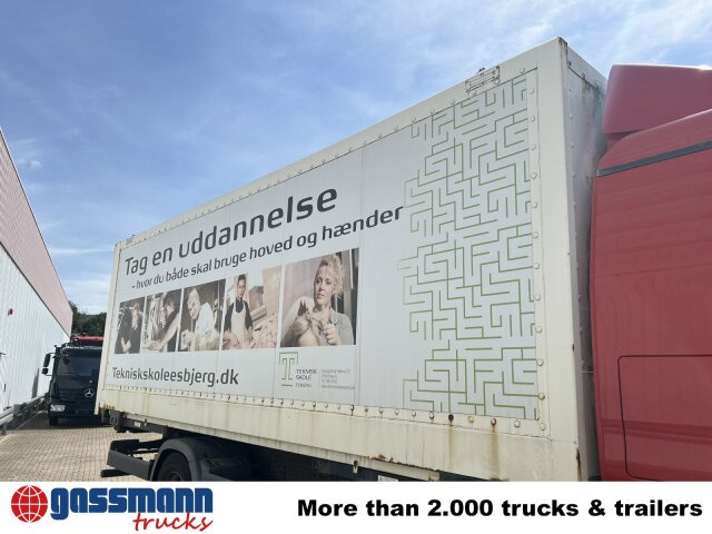 WKO 7.45 Wechselbrücke, Rolltor, Ex-Fahrschule, - Kofferaufbau: das Bild 2 WKO 7.45 Wechselbrücke, Rolltor, Ex-Fahrschule, - Kofferaufbau: das Bild 2