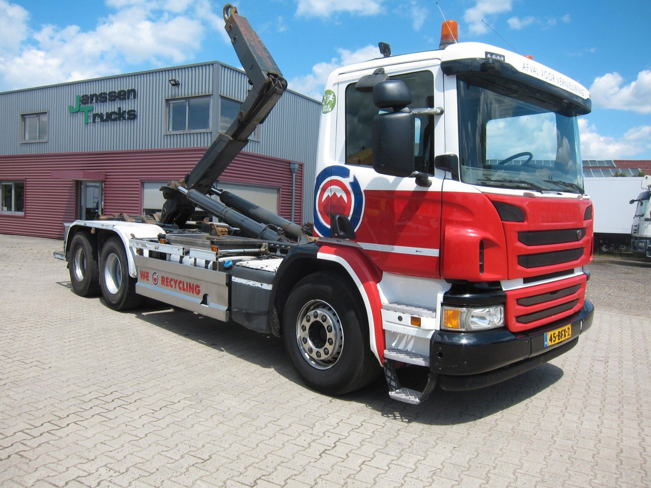 Scania P410 CB6X2 HSA Hyva 22T Haken E6 Liftachse - Abrollkipper: das Bild 1 Scania P410 CB6X2 HSA Hyva 22T Haken E6 Liftachse - Abrollkipper: das Bild 1