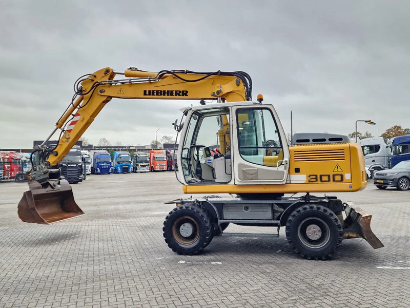 Liebherr A900C - 95 KW - Central Greasing - - Mobilbagger: das Bild 5 Liebherr A900C - 95 KW - Central Greasing - - Mobilbagger: das Bild 5