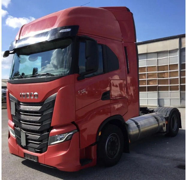 Iveco S-WAY 460 LNG - 4x2 - Retarder - Full air - Sattelzugmaschine: das Bild 3 Iveco S-WAY 460 LNG - 4x2 - Retarder - Full air - Sattelzugmaschine: das Bild 3