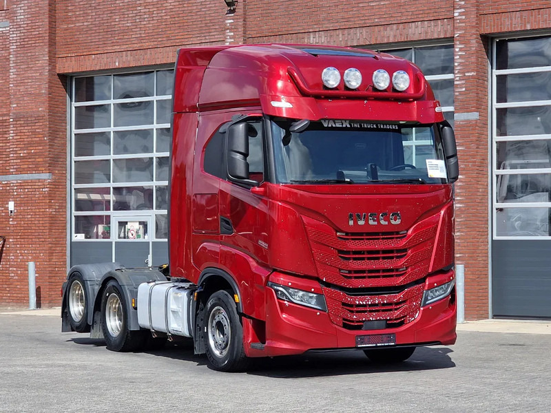 Iveco S-WAY 570 6x2 - Retarder - Full air - 3.20 WB - Navi - Sattelzugmaschine: das Bild 1 Iveco S-WAY 570 6x2 - Retarder - Full air - 3.20 WB - Navi - Sattelzugmaschine: das Bild 1