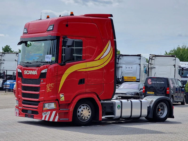 Scania S500 NGS Highline 4x2 - Low deck - Retarder - Night clima - Full air - Leather - Navi - Sattelzugmaschine: das Bild 3 Scania S500 NGS Highline 4x2 - Low deck - Retarder - Night clima - Full air - Leather - Navi - Sattelzugmaschine: das Bild 3