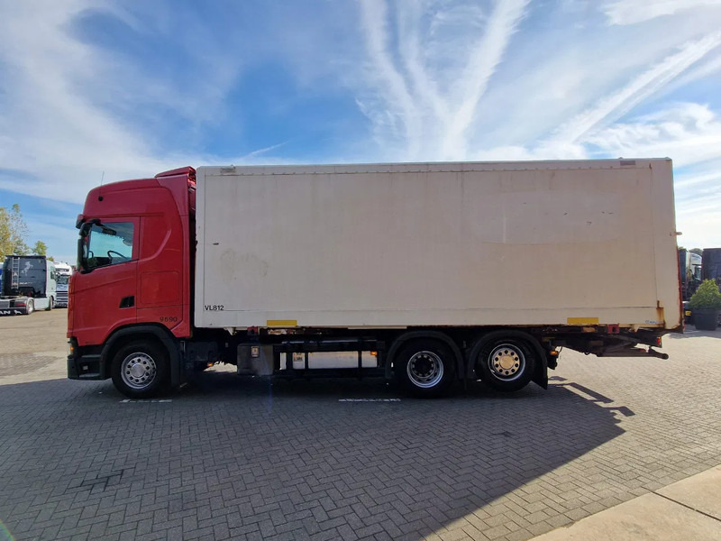 Scania S500 NGS Highline 6x2 - BDF - Full air - Loadlift - Box - Navi - Retarder - Containerwagen/ Wechselfahrgestell LKW: das Bild 4 Scania S500 NGS Highline 6x2 - BDF - Full air - Loadlift - Box - Navi - Retarder - Containerwagen/ Wechselfahrgestell LKW: das Bild 4